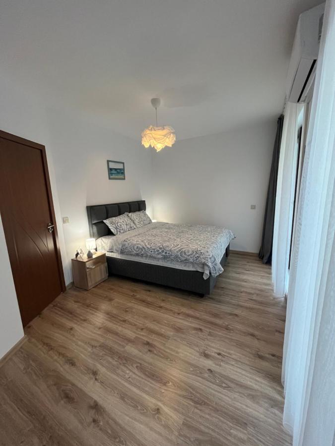 Azzurro Premium Apartment On Bulevard Bogoridi بورغاس المظهر الخارجي الصورة