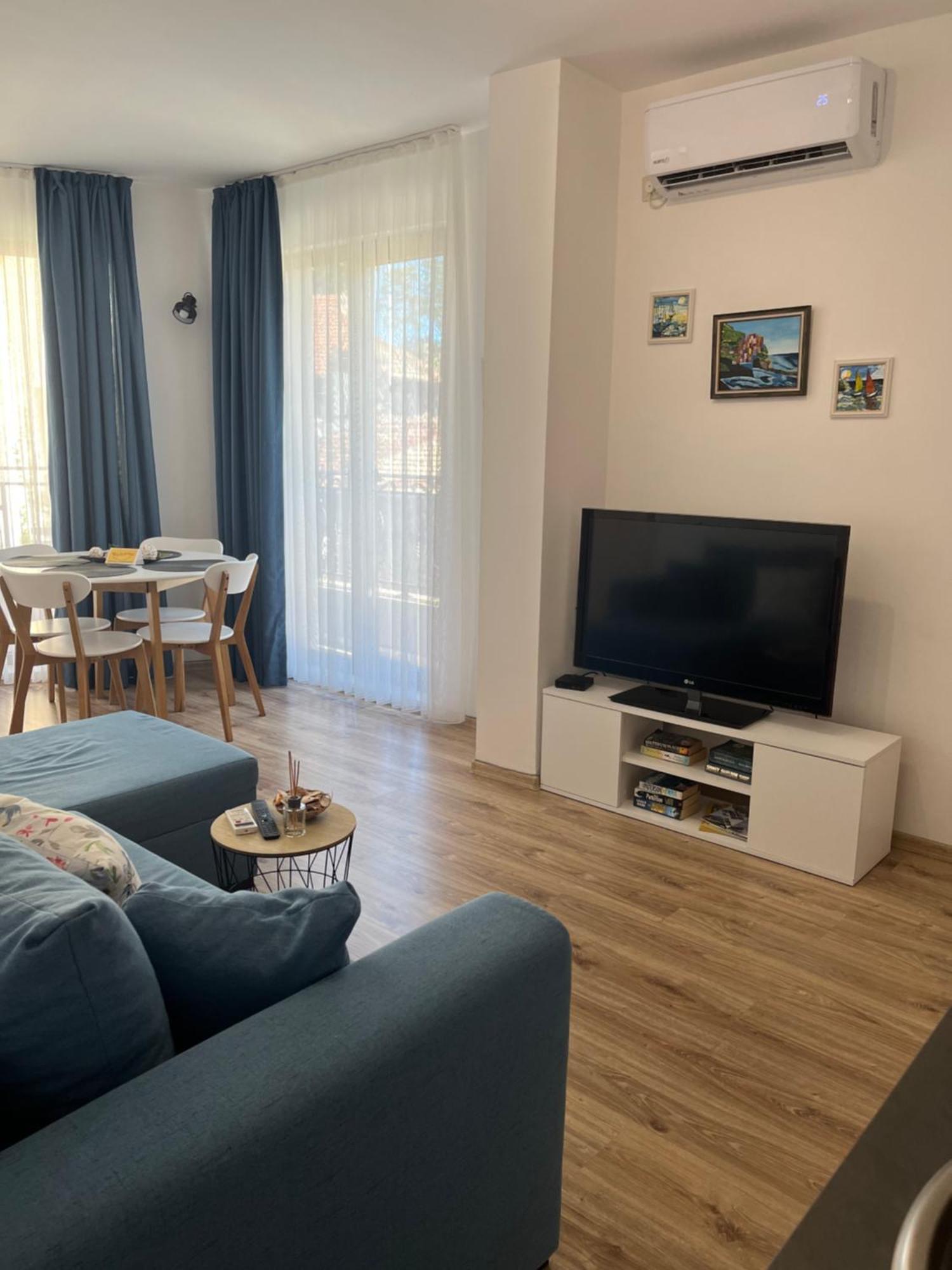 Azzurro Premium Apartment On Bulevard Bogoridi بورغاس المظهر الخارجي الصورة