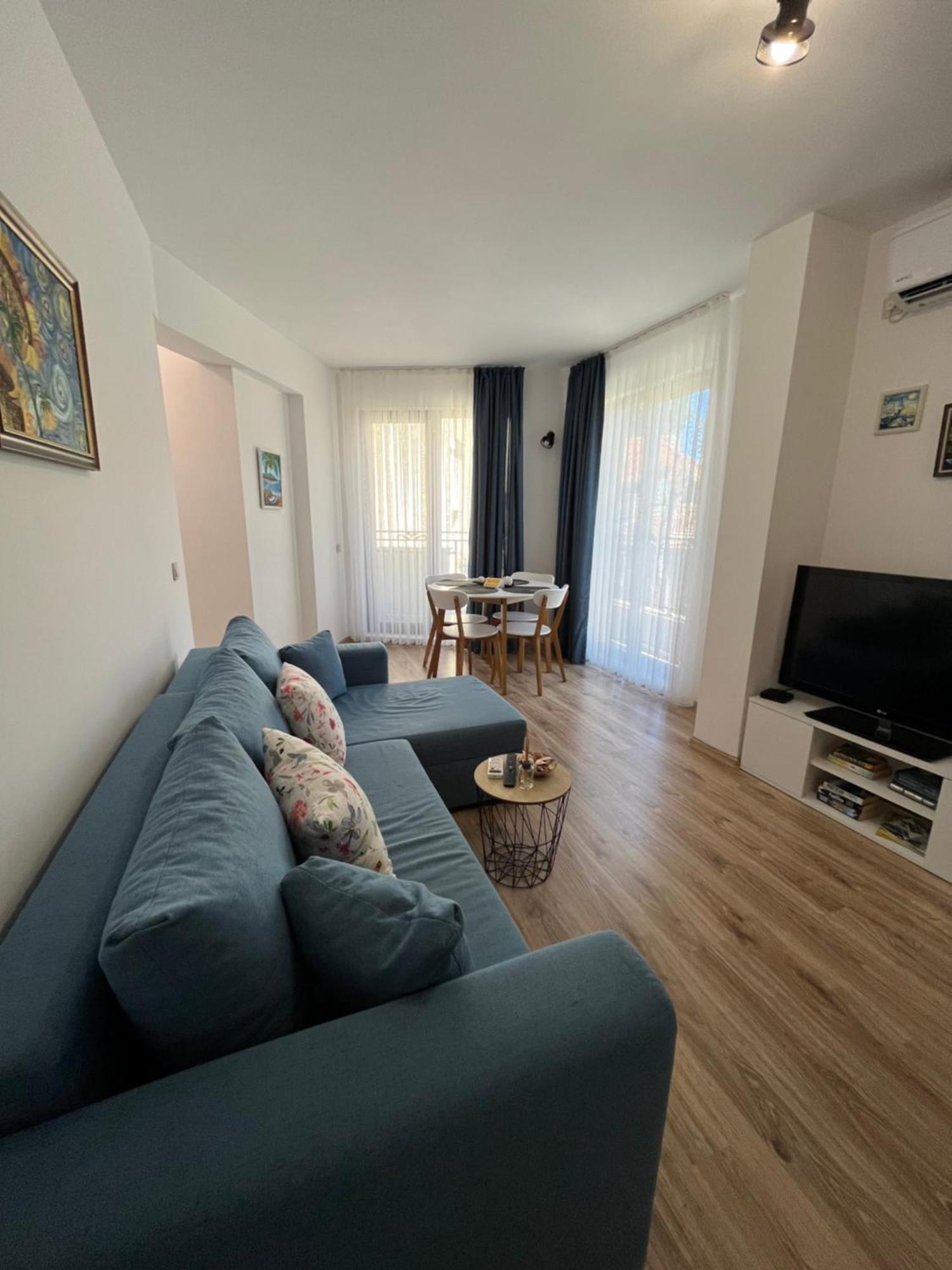 Azzurro Premium Apartment On Bulevard Bogoridi بورغاس المظهر الخارجي الصورة